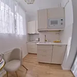 Apartment Glinka By Ioana *