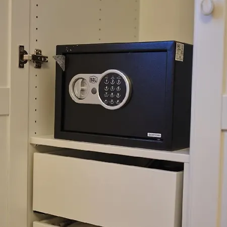 Glinka By Ioana * 부쿠레슈티