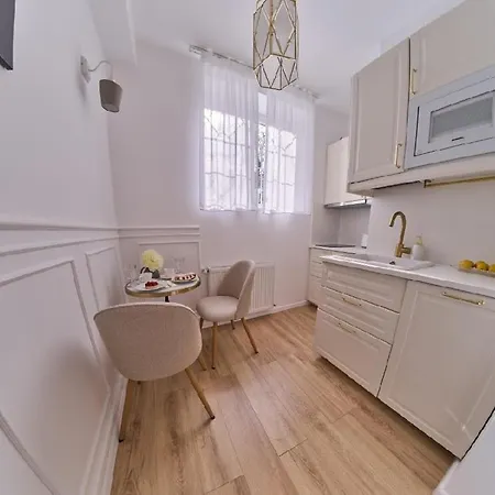 Glinka By Ioana Апартаменты