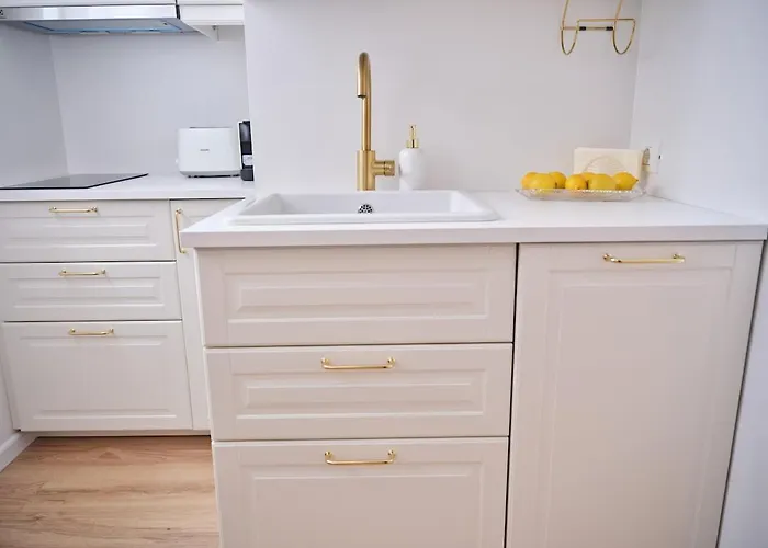 Glinka By Ioana * Bukarest