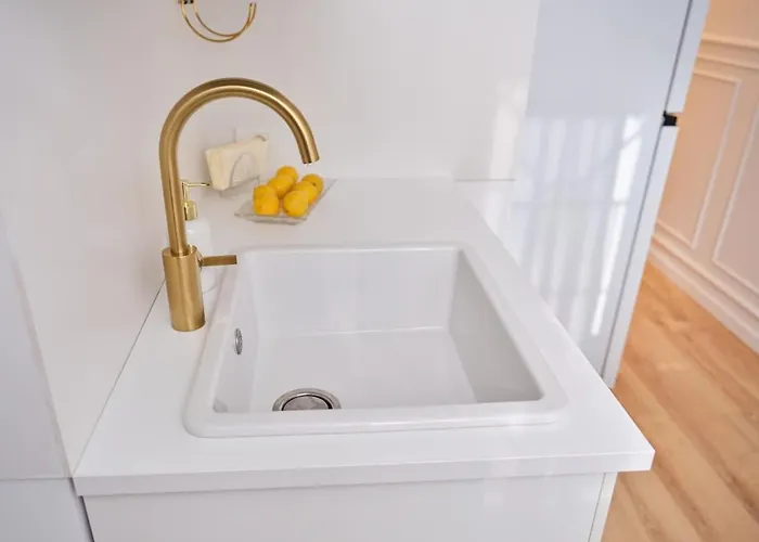 Glinka By Ioana * Bukarest