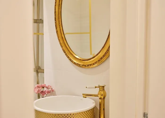 Glinka By Ioana * Bukarest