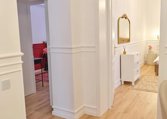 Glinka By Ioana * Bukarest