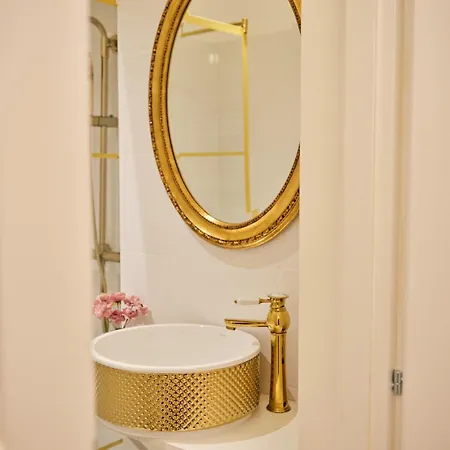 Glinka By Ioana * Bucarest