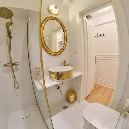 Glinka By Ioana ブカレスト