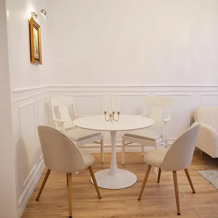 Glinka By Ioana 布加勒斯特